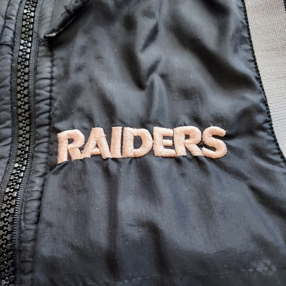 Reebok Raiders Black Zip Up Puffer Jacket with Hood - Kids Size 4 - Picture 4 of 10